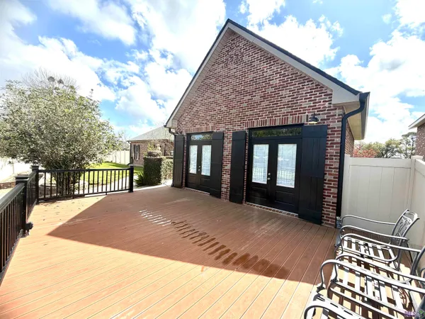 $535,000 | 126 West 40th Place, Cut Off, LA 70345