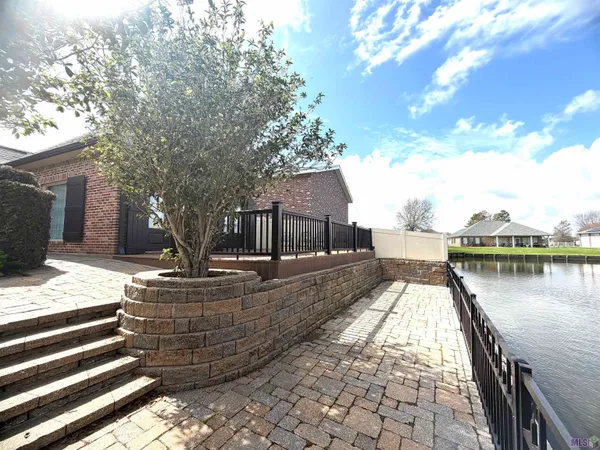 $535,000 | 126 West 40th Place, Cut Off, LA 70345