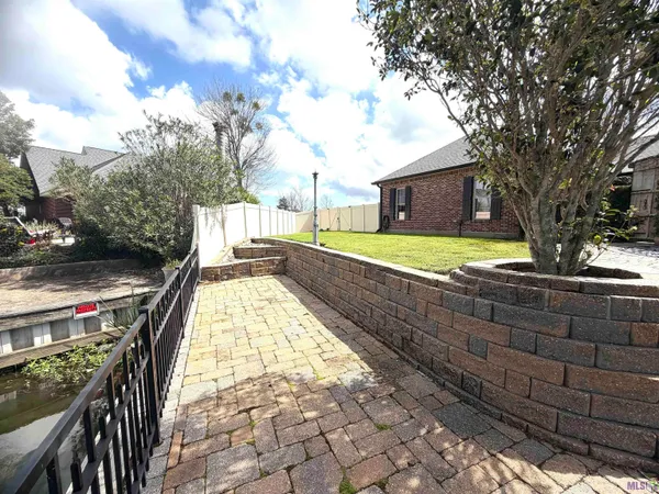 $535,000 | 126 West 40th Place, Cut Off, LA 70345