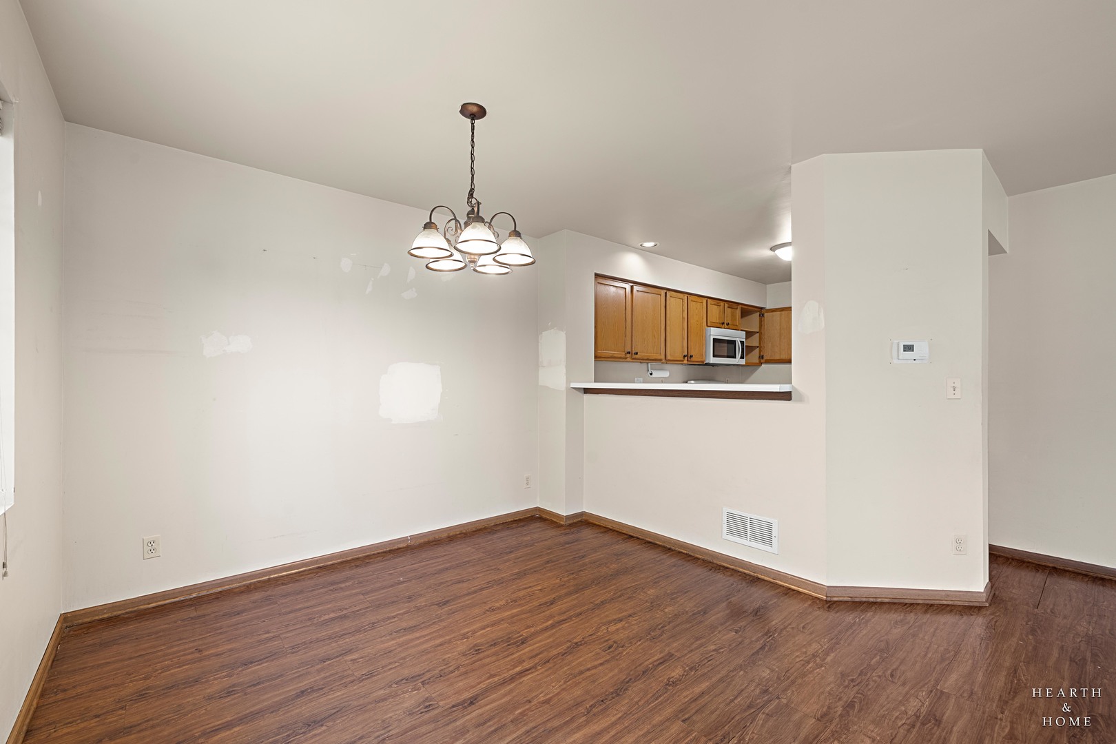 677 Silver Creek Road Woodstock, IL 60098 - Photo 11 of 27