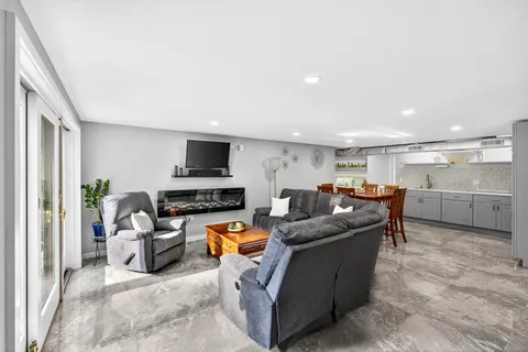 $1,495,000 | 3 Glenwood Lane, Sandwich, MA 02563