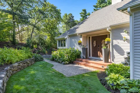 $1,495,000 | 3 Glenwood Lane, Sandwich, MA 02563
