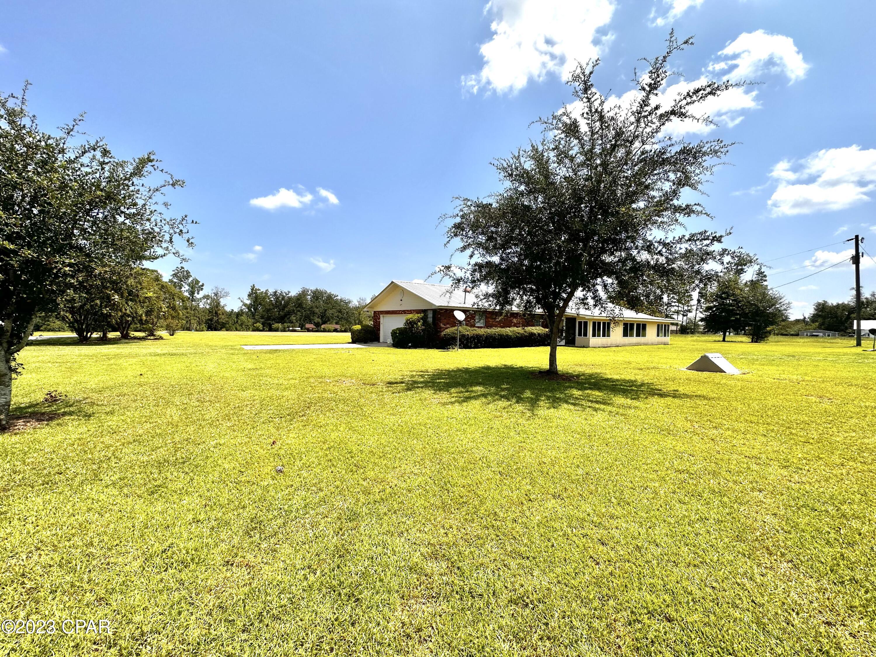 1955 Bethlehem Road Cottondale, FL 32431 - Photo 15 of 45 Gallery Image 15