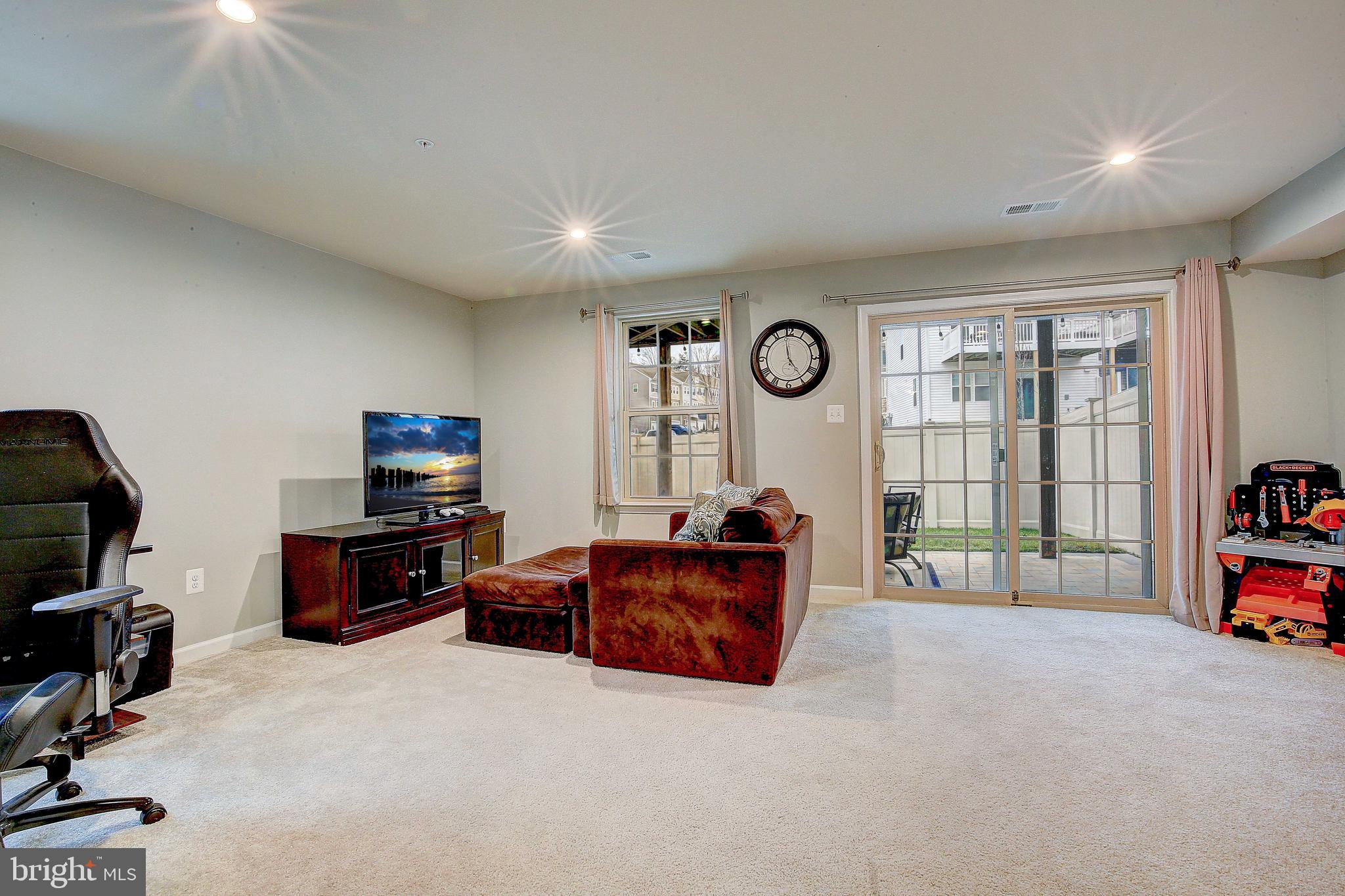 2813 Fredericksburg Road Hanover, MD 21076 - Photo 8 of 46 Gallery Image 8