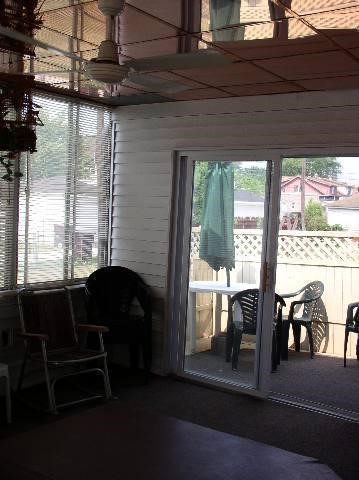 86 Abbott Street River Rouge, MI 48218 - Photo 8 of 9 454406-7.JPG