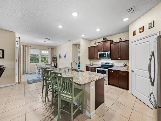 $437,500 | 12615 Eastpointe Drive, Dade City, FL 33525