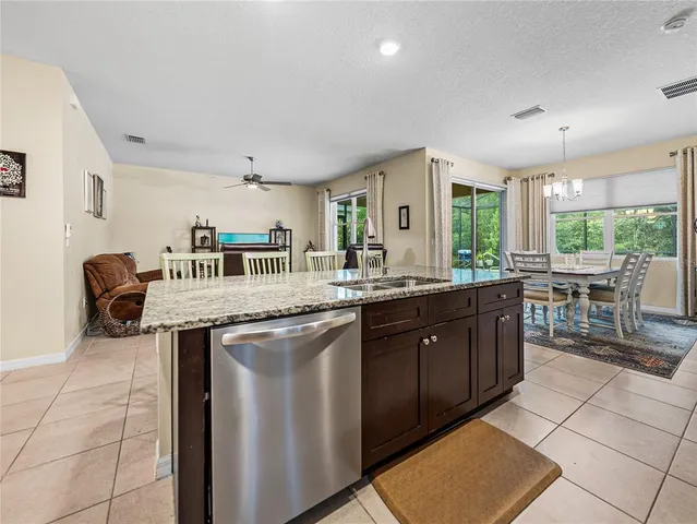 $437,500 | 12615 Eastpointe Drive, Dade City, FL 33525