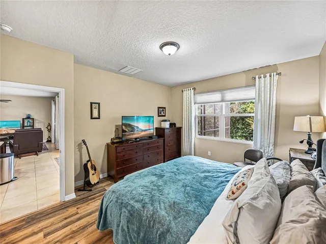 $437,500 | 12615 Eastpointe Drive, Dade City, FL 33525