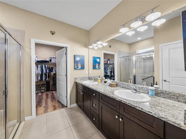 $437,500 | 12615 Eastpointe Drive, Dade City, FL 33525