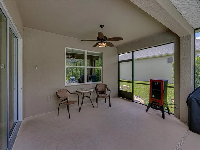 $437,500 | 12615 Eastpointe Drive, Dade City, FL 33525