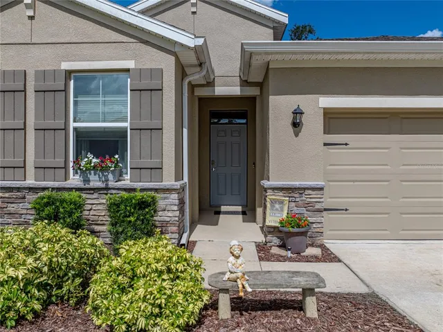 $437,500 | 12615 Eastpointe Drive, Dade City, FL 33525