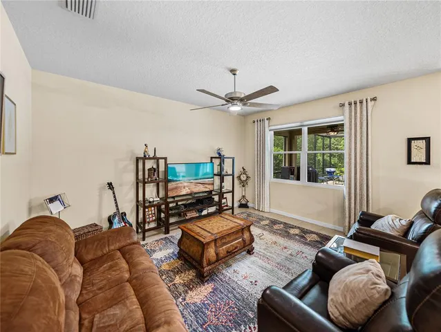 $437,500 | 12615 Eastpointe Drive, Dade City, FL 33525