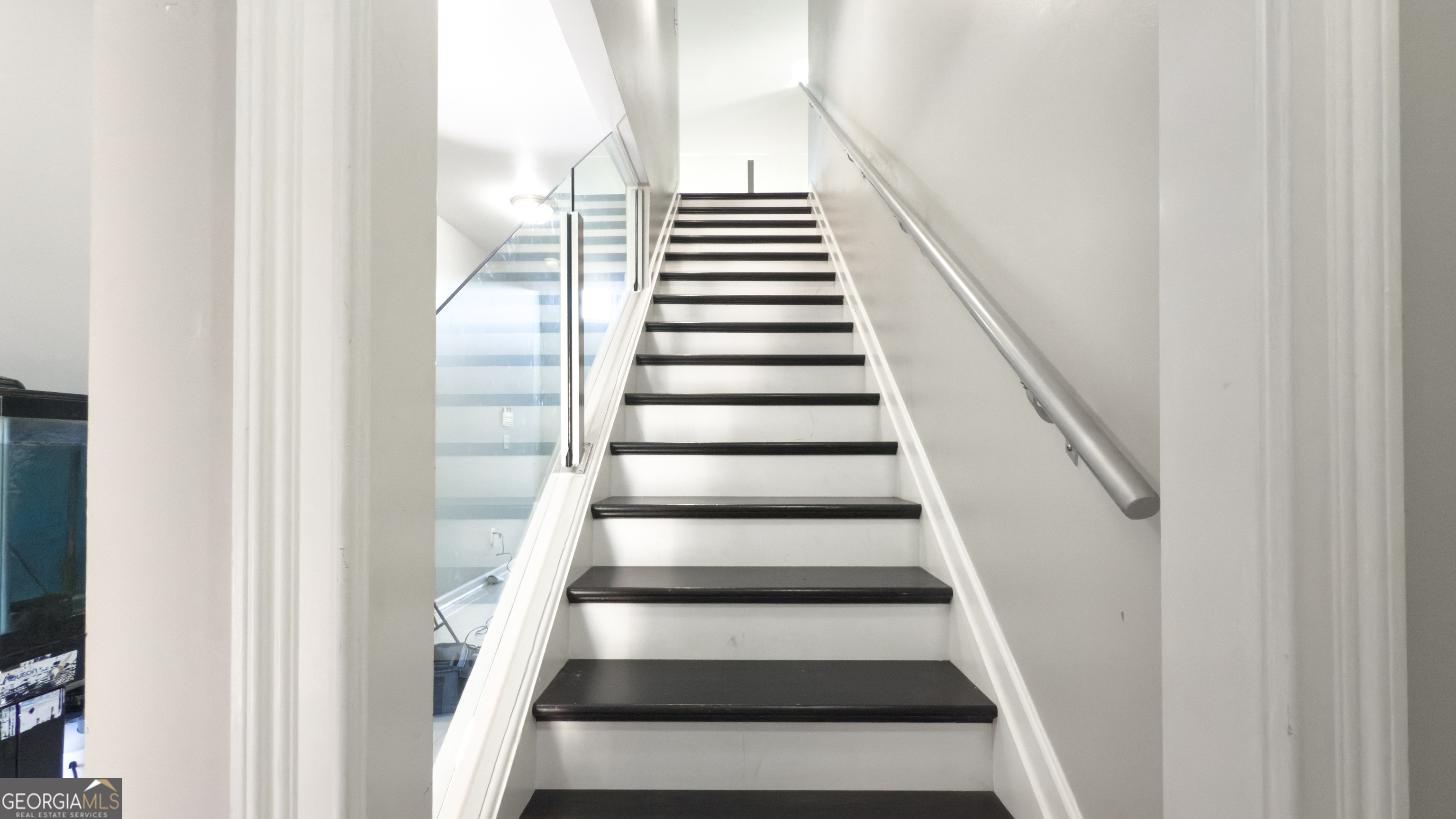 3368 Alhambra Circle Hampton, GA 30228 - Photo 29 of 43 a view of entryway