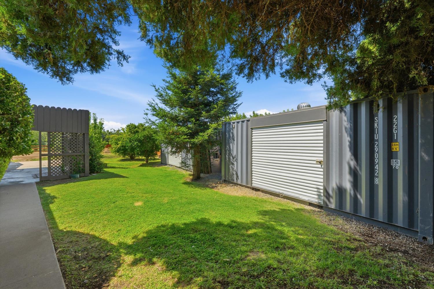 7148 East Waterloo Road Stockton, CA 95215 - Photo 10 of 50