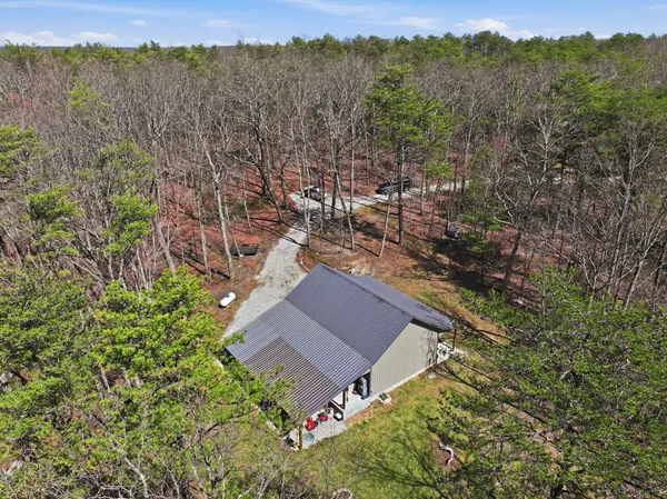 $299,900 | 1978 Highland Blf Trail, Tracy City, TN 37387