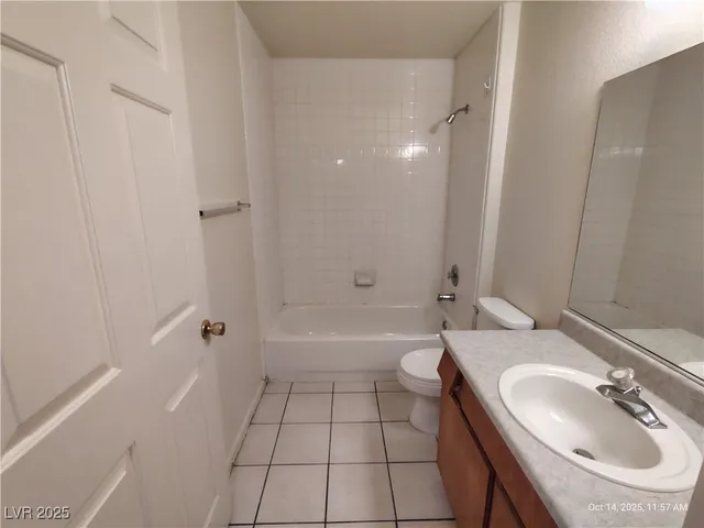 $1,300 | 6552 Wilma Avenue, Unit 202, Las Vegas, NV 89108