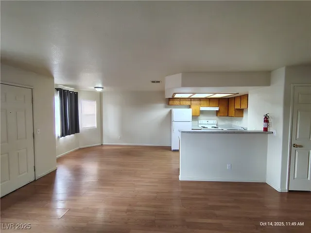 $1,300 | 6552 Wilma Avenue, Unit 202, Las Vegas, NV 89108