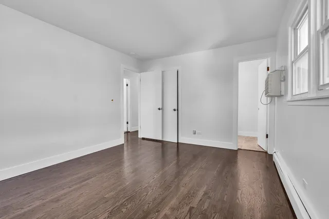 $2,275 | 512 Ida Court, Unit 1, Mount Prospect, IL 60056