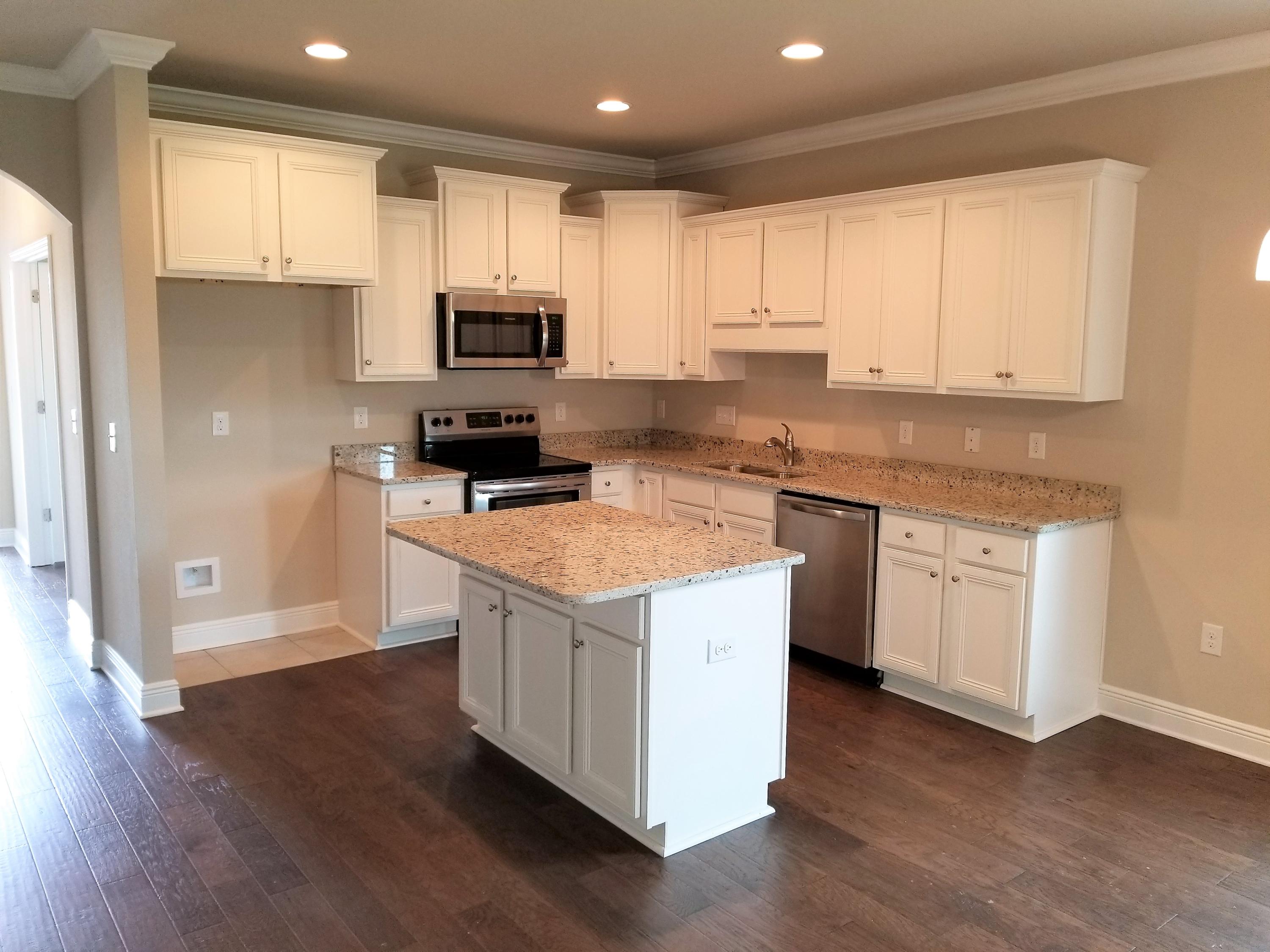 90 Lottie Loop Freeport, FL 32439 - Photo 11 of 49 Gallery Image 11