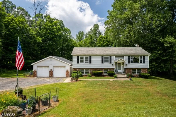 $572,000 | 15 Hoagland Road, Blairstown, NJ 07825