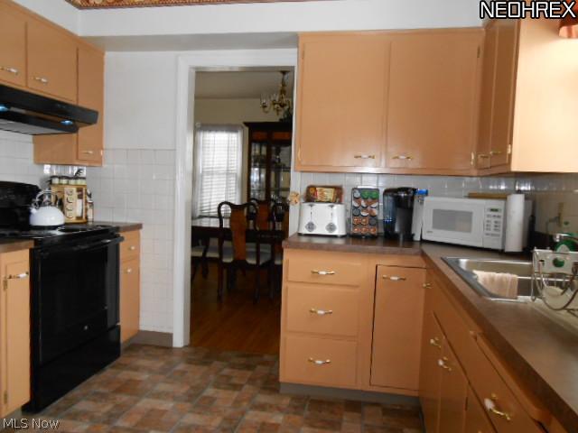 3735 Berkeley Road Cleveland Heights, OH 44118 - Photo 7 of 16