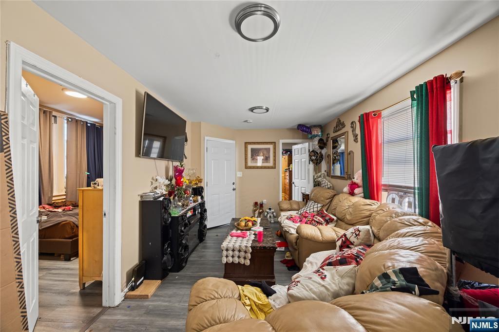 109 Lyon Street Paterson, NJ 07524 - Photo 21 of 39