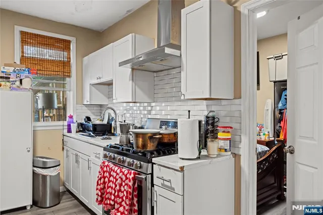 $549,900 | 109 Lyon Street, Paterson, NJ 07524