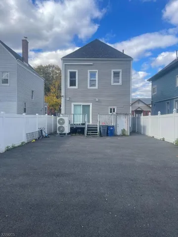 $3,500 | 36 Augusta Street, Irvington, NJ 07111