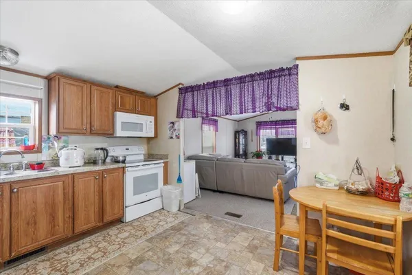 $120,000 | 18 Avenue A, Burlington, VT 05408