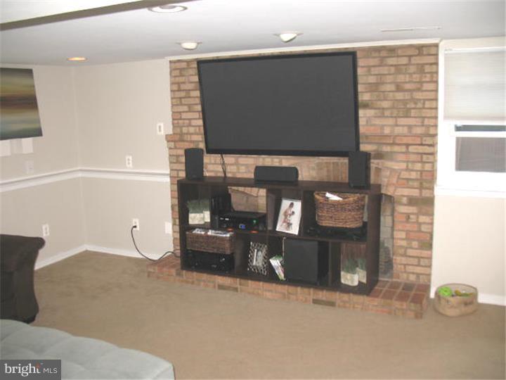 610 Vassar Road Deptford, NJ 08090 - Photo 8 of 15 Gallery Image 8