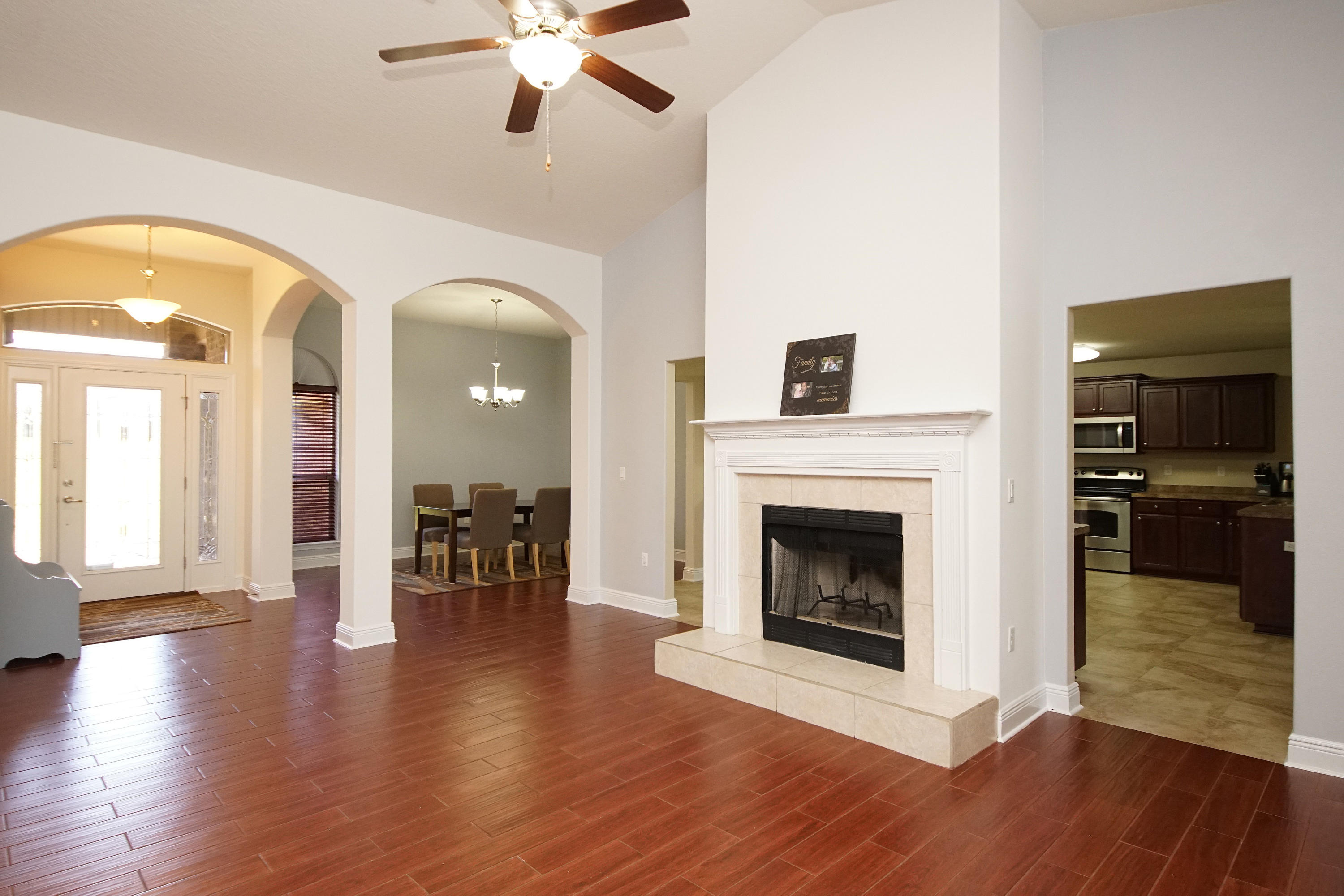 210 Raptor Drive Crestview, FL 32536 - Photo 4 of 35 Gallery Image 4