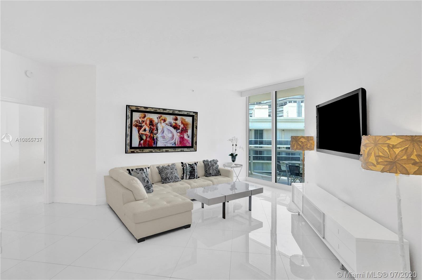 Surfside Surfside, FL 33154 - Photo 17 of 46 Living room