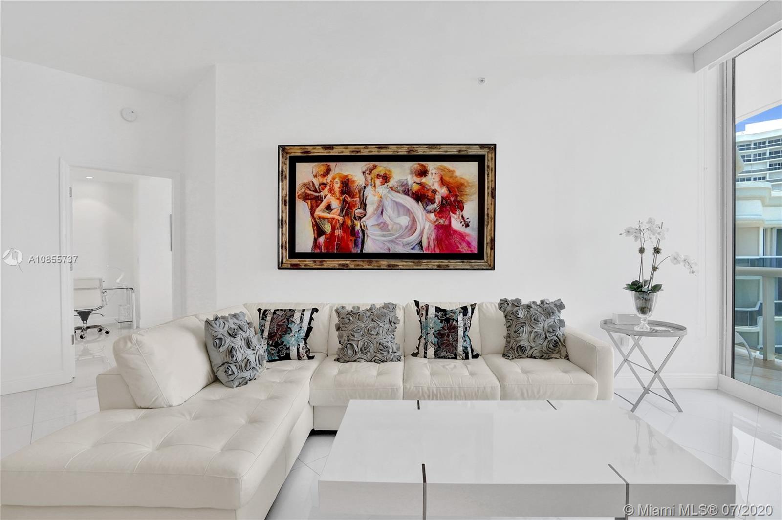 Surfside Surfside, FL 33154 - Photo 20 of 46 Living room