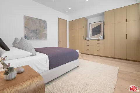 $26,490,000 | 26946 Pacific Coast Highway, Malibu, CA 90265