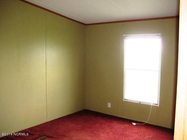 1155 Jonestown Road Dover, NC 28526 - Photo 8 of 11 1155 Jonestown Bedroom 3