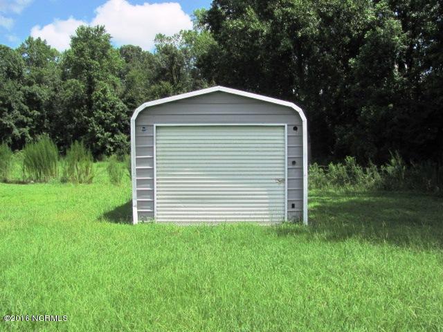 1155 Jonestown Road Dover, NC 28526 - Photo 10 of 11 1155 Jonestown Detached Garage