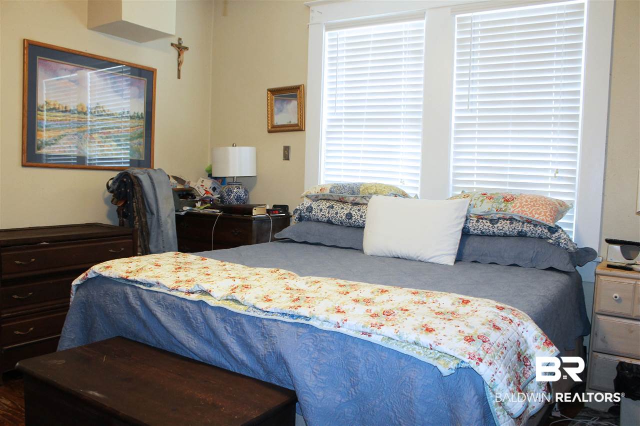 315 Dexter Avenue Mobile, AL 36604 - Photo 10 of 19