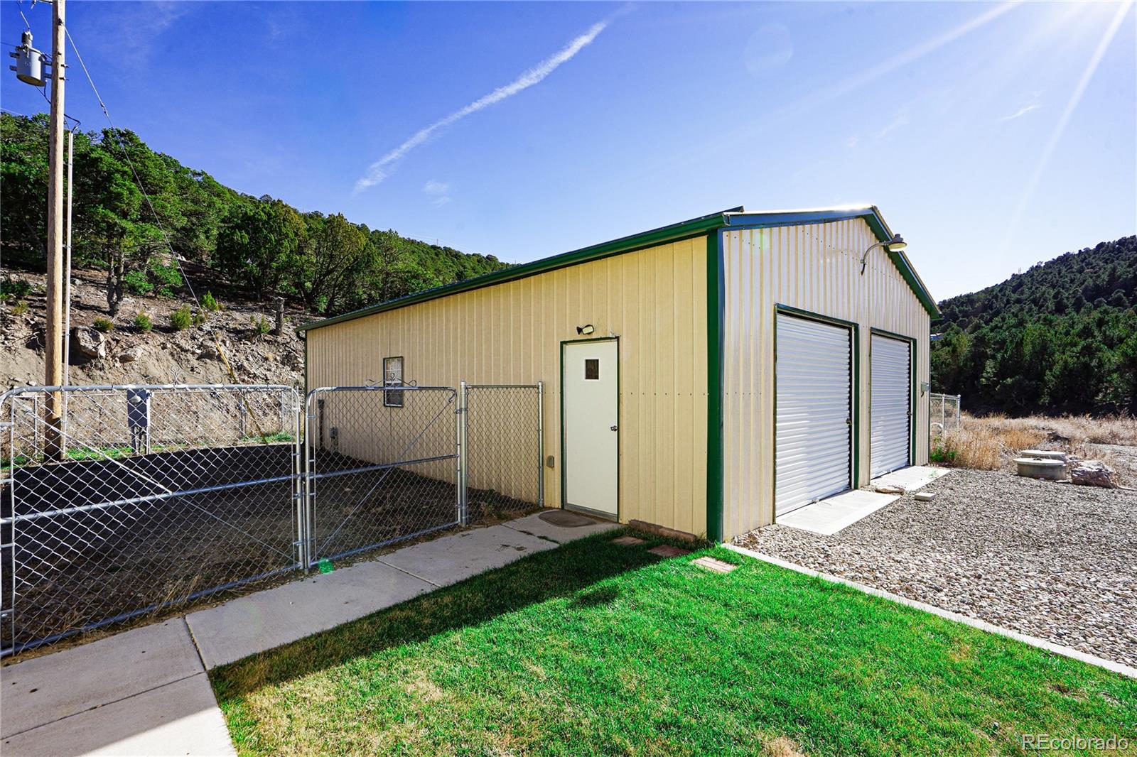 11799 County Road Trinidad, CO 81082 - Photo 30 of 45 a backyard of a house with seating space