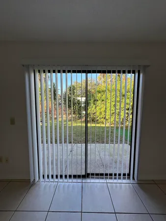 $1,325 | 948 Louisiana Avenue, Sebastian, FL 32958