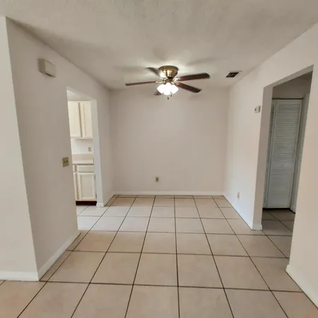 $1,325 | 948 Louisiana Avenue, Sebastian, FL 32958