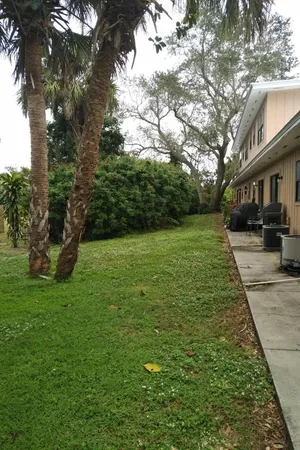 $1,325 | 948 Louisiana Avenue, Sebastian, FL 32958