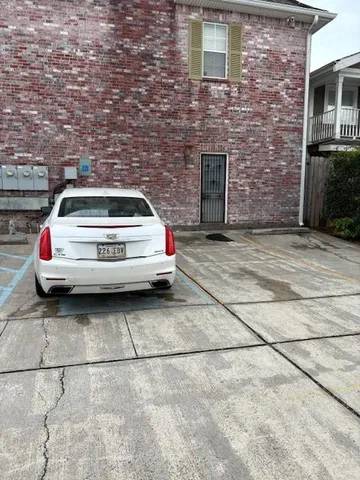 $2,600 | 1500 Seminole Avenue, Unit E, Metairie, LA 70005