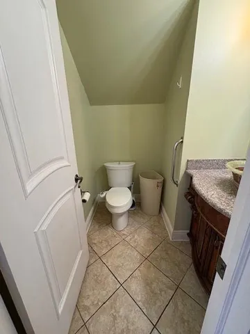 $2,600 | 1500 Seminole Avenue, Unit E, Metairie, LA 70005