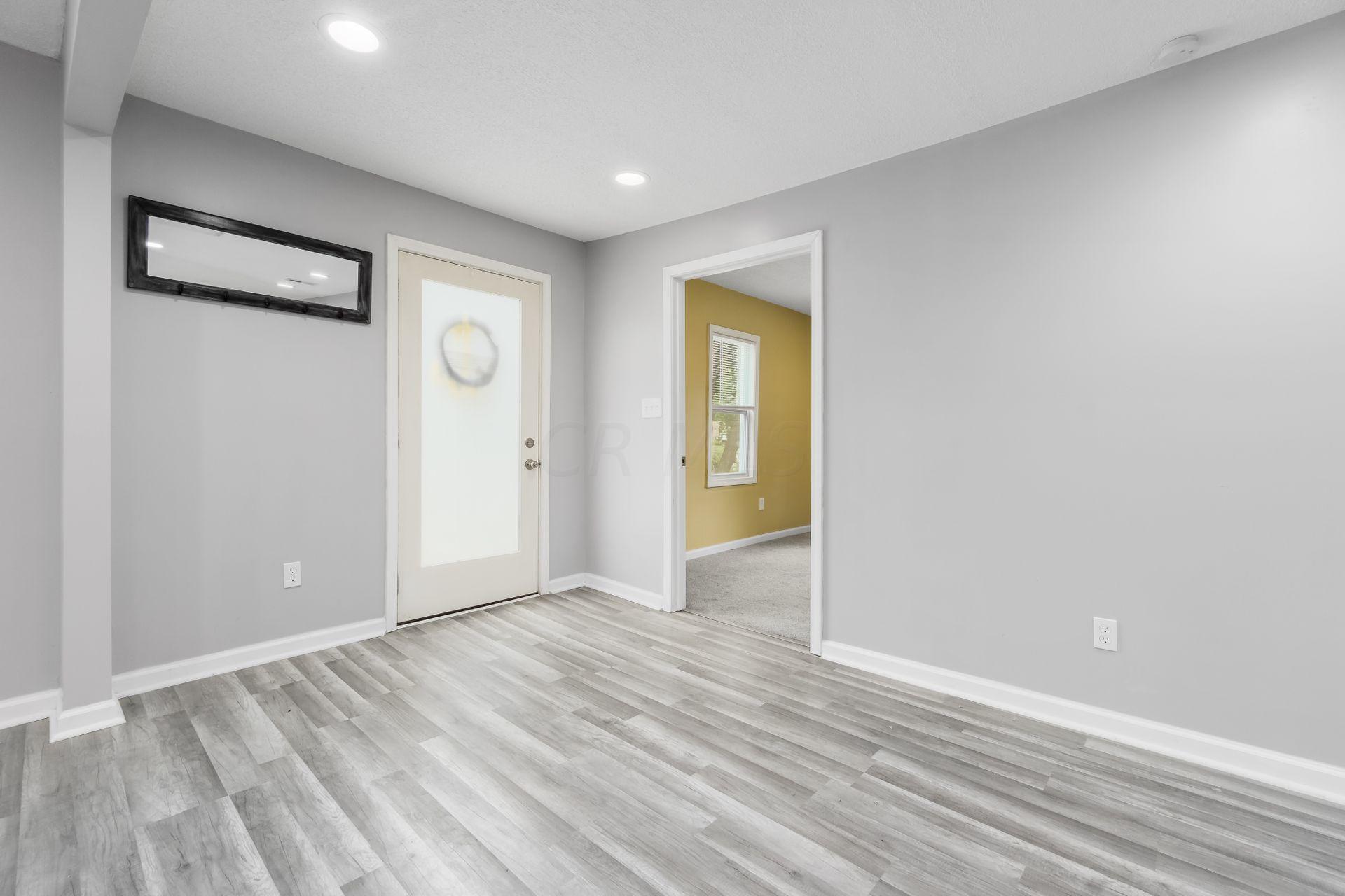 1811 Richmond Road Columbus, OH 43223 - Photo 7 of 40