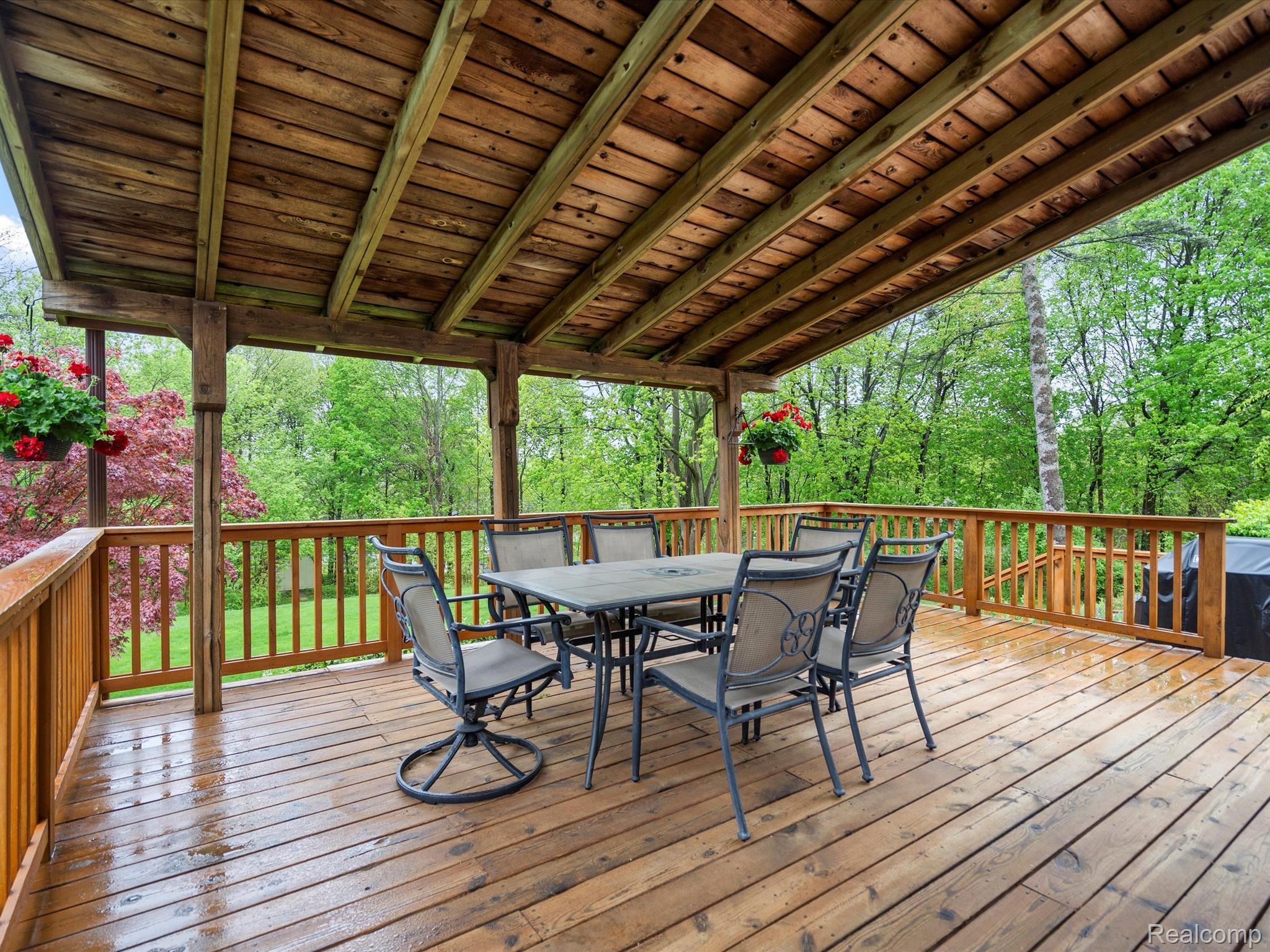 435 Hillview Street Rochester, MI 48306 - Photo 32 of 42 Gallery Image 32