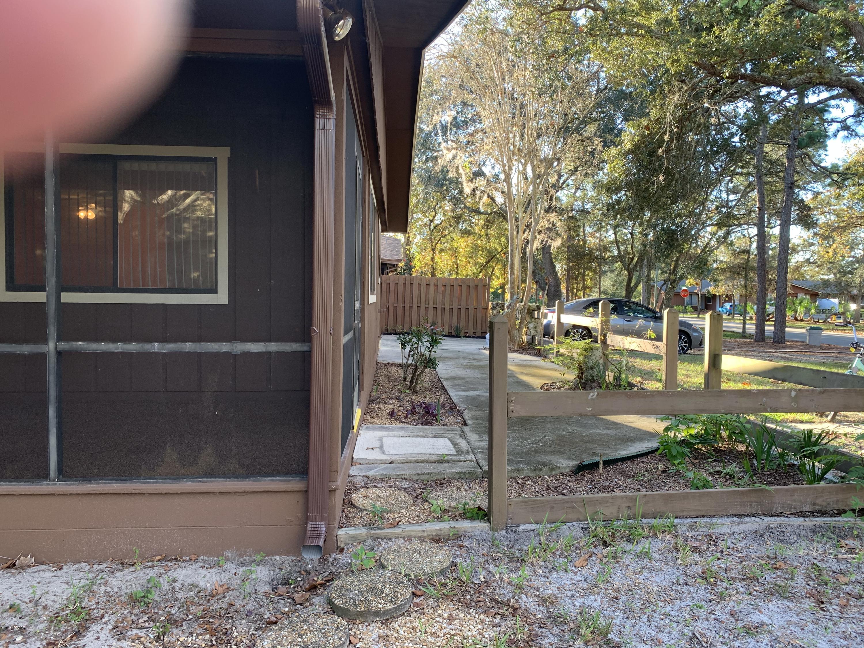 214 Summer Trees Road Port Orange, FL 32128 - Photo 12 of 13 750BEAFD-865C-4C0F-AD1B-4B4CEC189E90