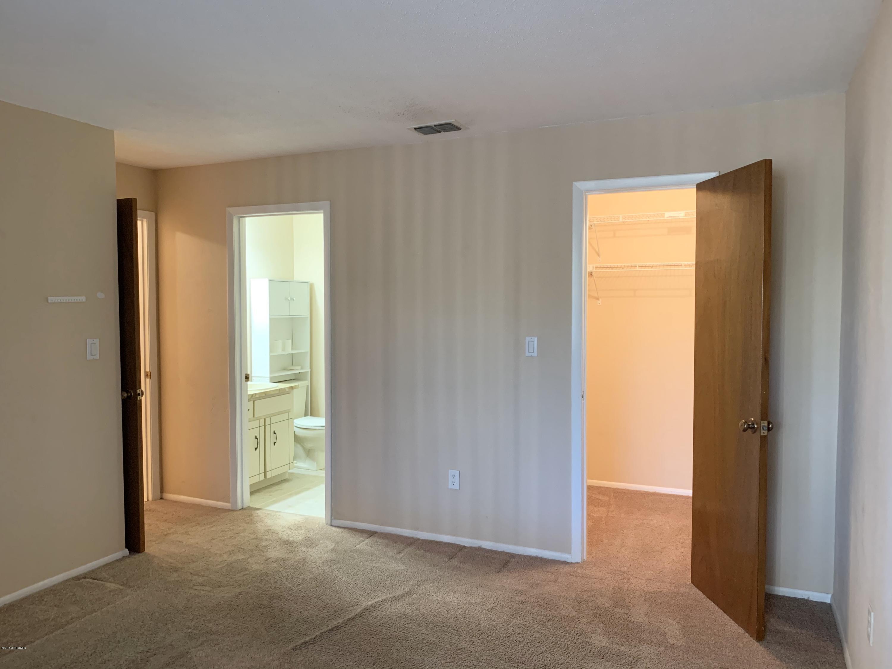 214 Summer Trees Road Port Orange, FL 32128 - Photo 7 of 13 5E2F3AD1-49AD-4216-B661-CA65CCA8D83A