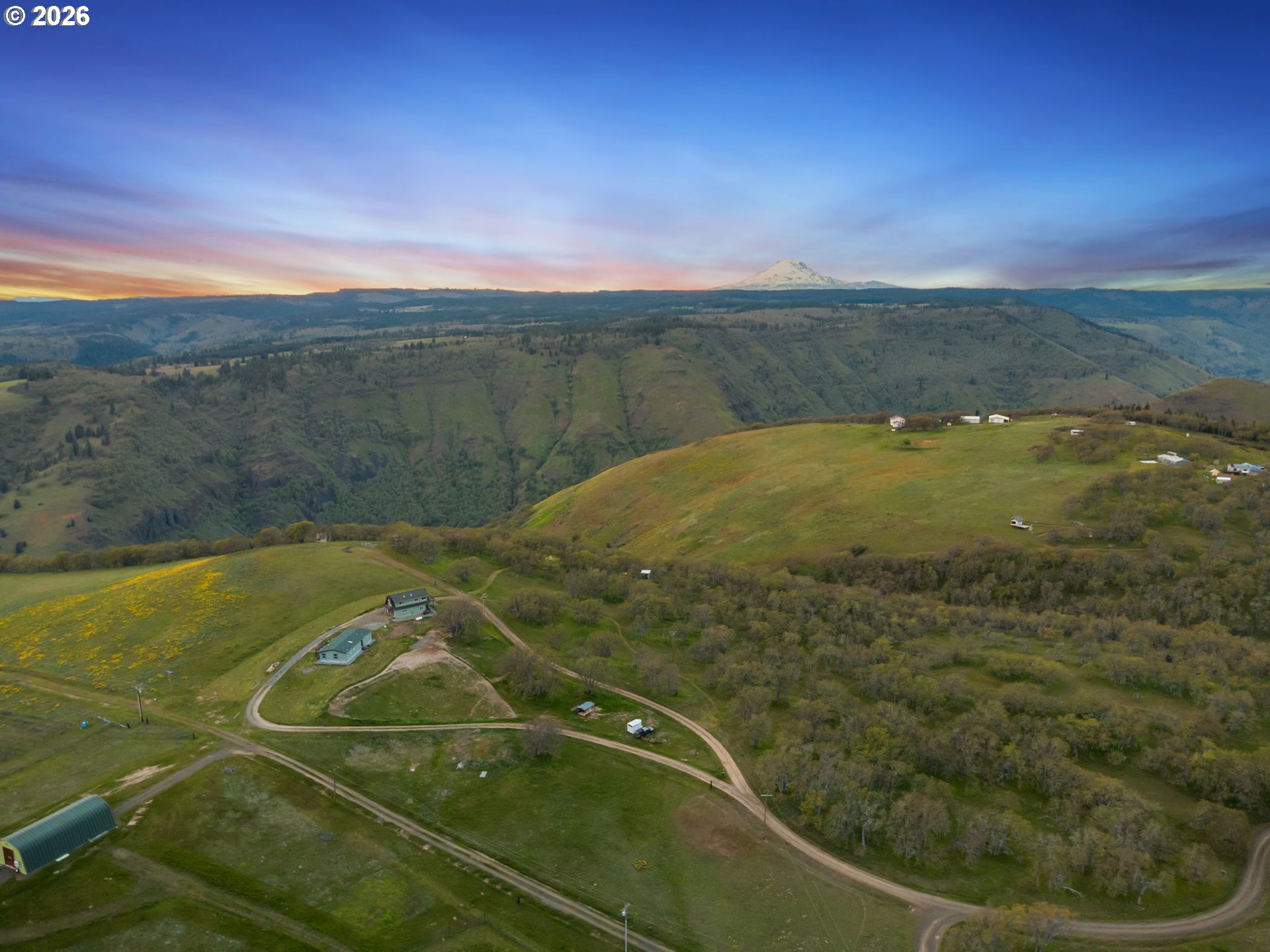 232 Oda Knight Road Lyle, WA 98635 - Photo 5 of 43