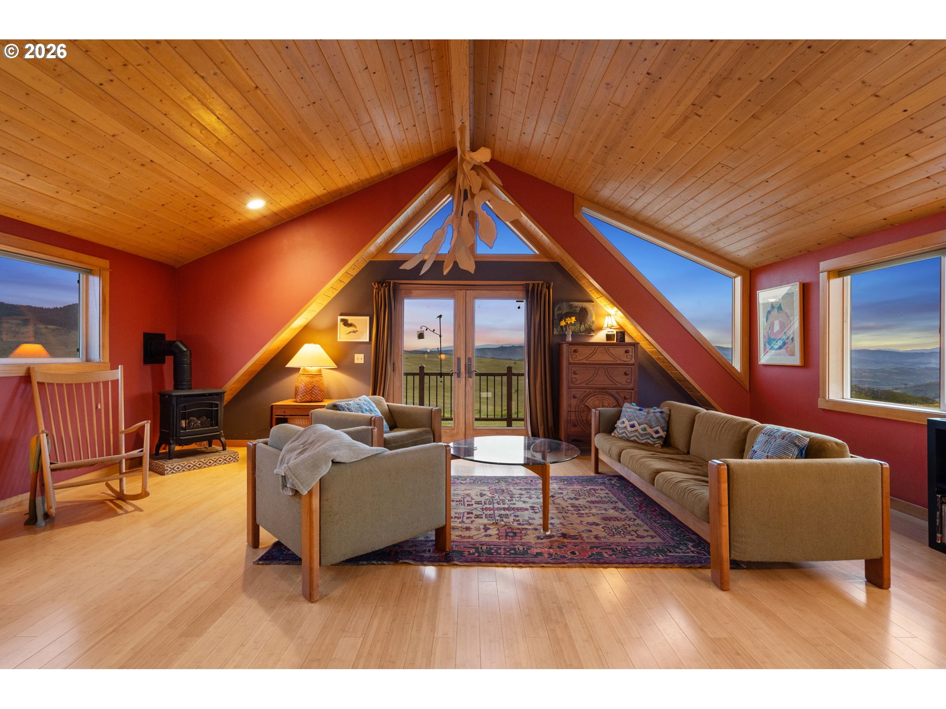 232 Oda Knight Road Lyle, WA 98635 - Photo 8 of 43