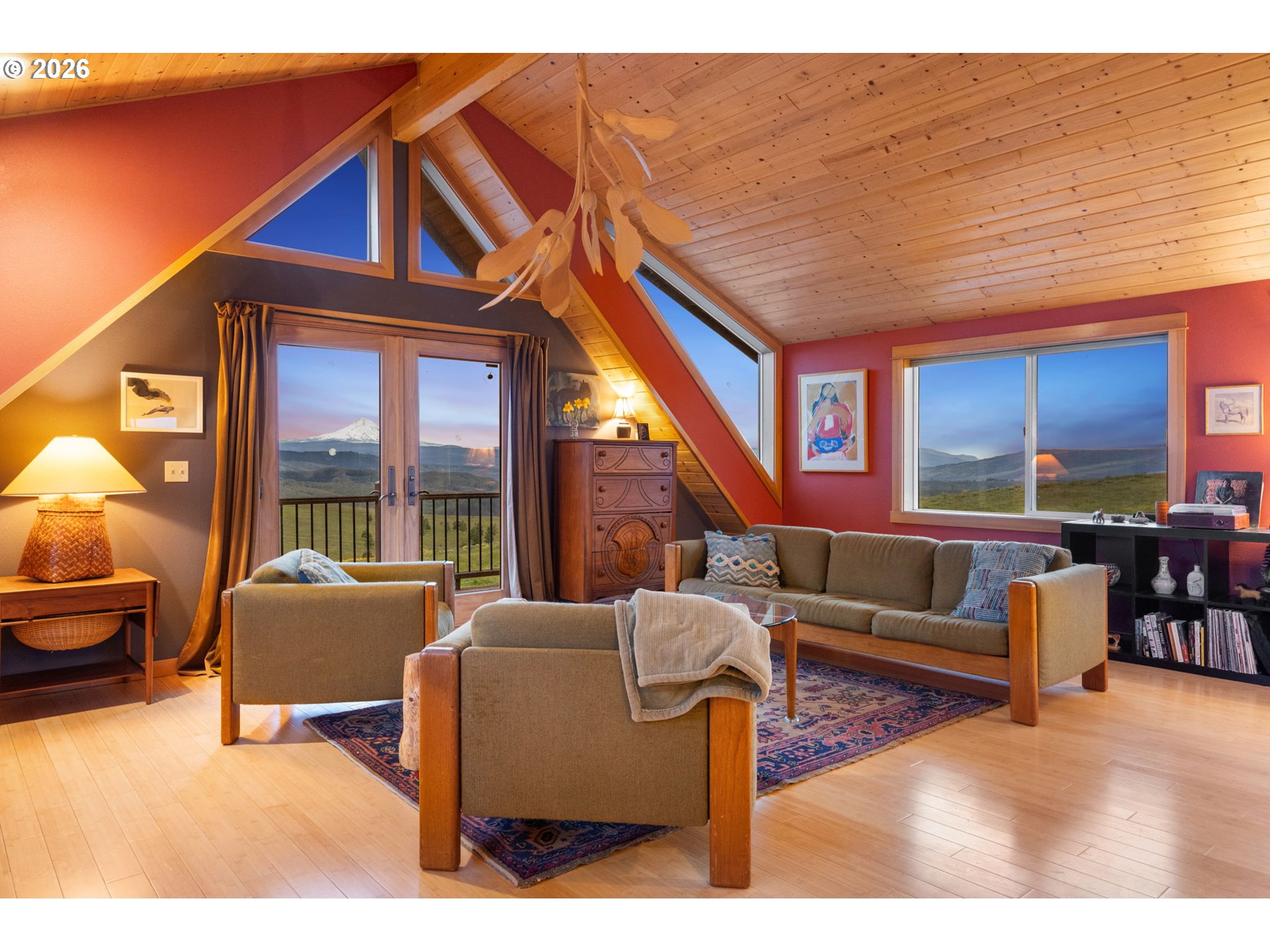 232 Oda Knight Road Lyle, WA 98635 - Photo 9 of 43